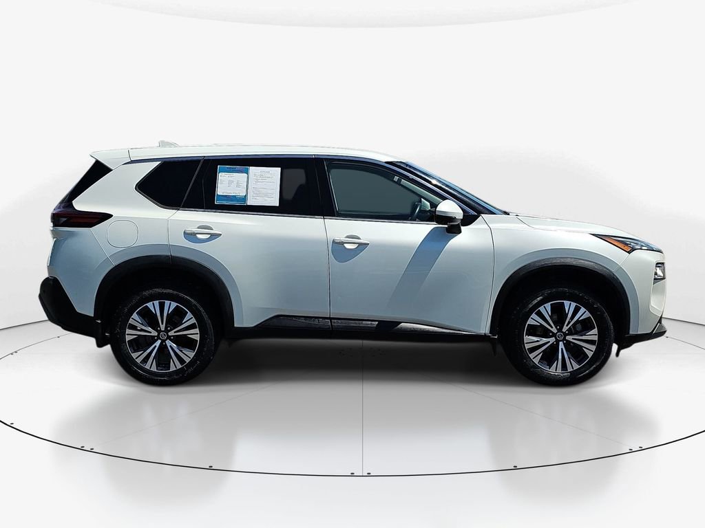 Used 2021 Nissan Rogue SV FWD image 5