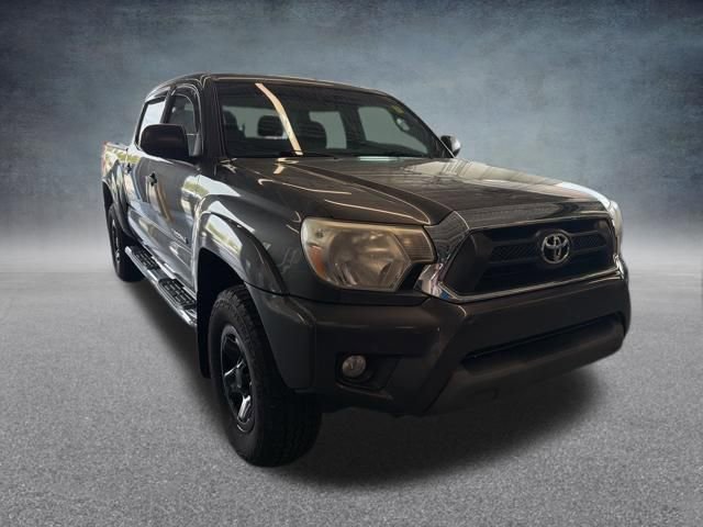 Used 2014 Toyota Tacoma 4x4 Double Cab w/ SR5 Package image 5