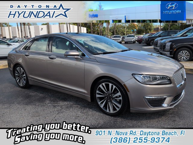 Used 2019 Lincoln MKZ Reserve w/ Luxury Package FWD image 1