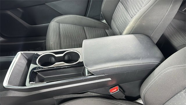 Used 2025 Chevrolet Equinox LT image 34