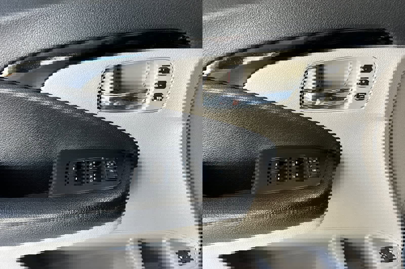 Used 2019 Honda Pilot Touring image 12