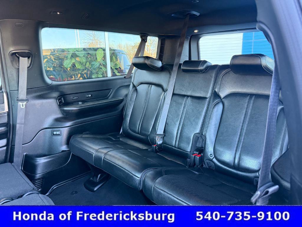 Used 2024 Jeep Wagoneer L Series II w/ Flexible Seating Group image 30