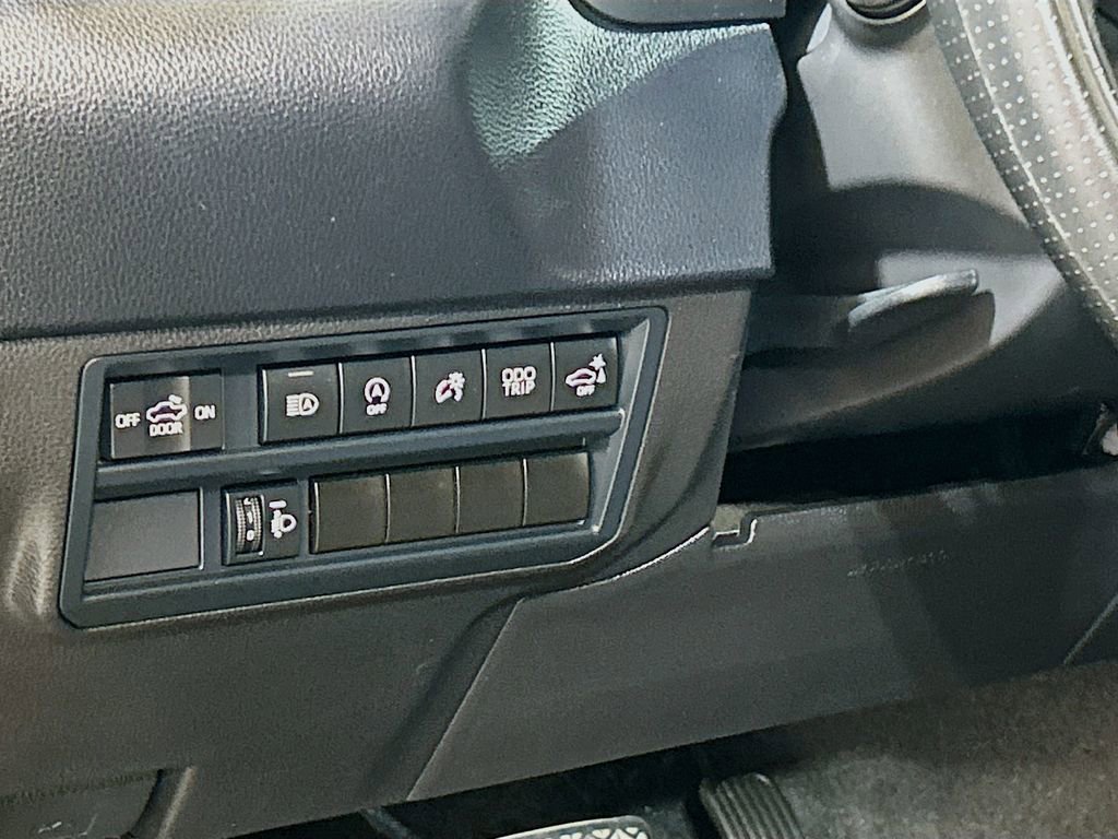 Used 2026 Toyota Tundra SR5 w/ SR5 Convenience Package image 8