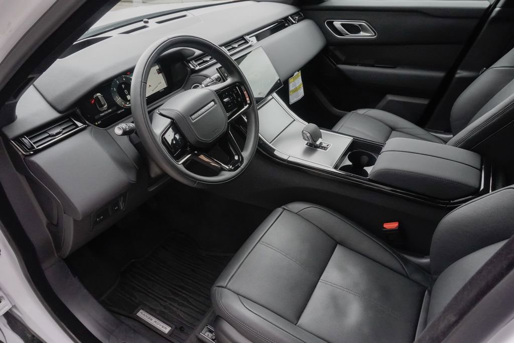 Used 2026 Land Rover Range Rover Velar S AWD/4WD image 18