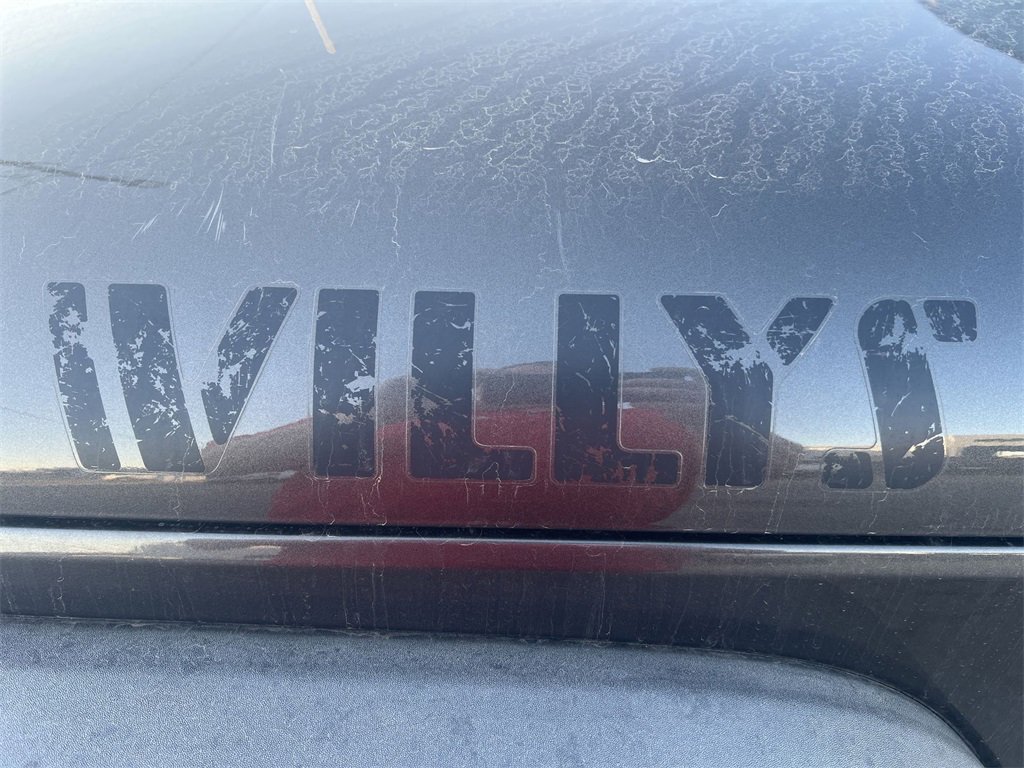 Used 2018 Jeep Wrangler Sport image 11