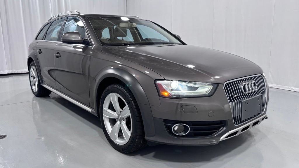 Used 2014 Audi A4 Premium Plus AWD/4WD image 4
