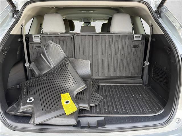 Used 2023 Toyota Highlander LE FWD image 26