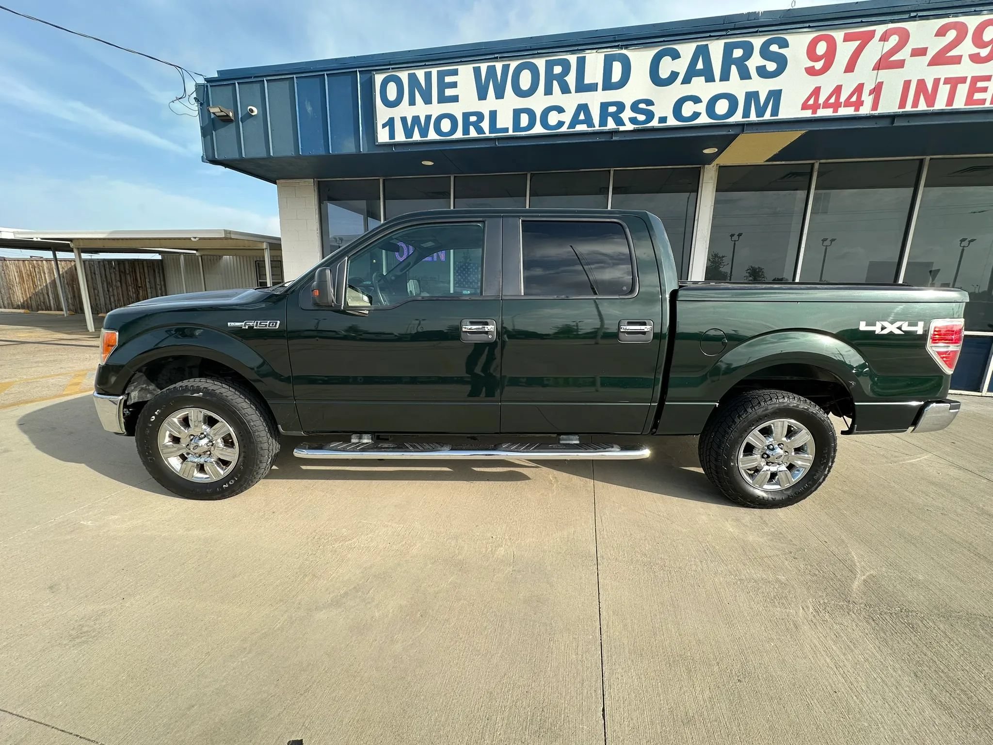 Used 2012 Ford F150 XLT w/ XLT Chrome Pkg AWD/4WD image 2