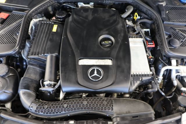 Used 2015 Mercedes-Benz C 300 4MATIC Sedan image 22