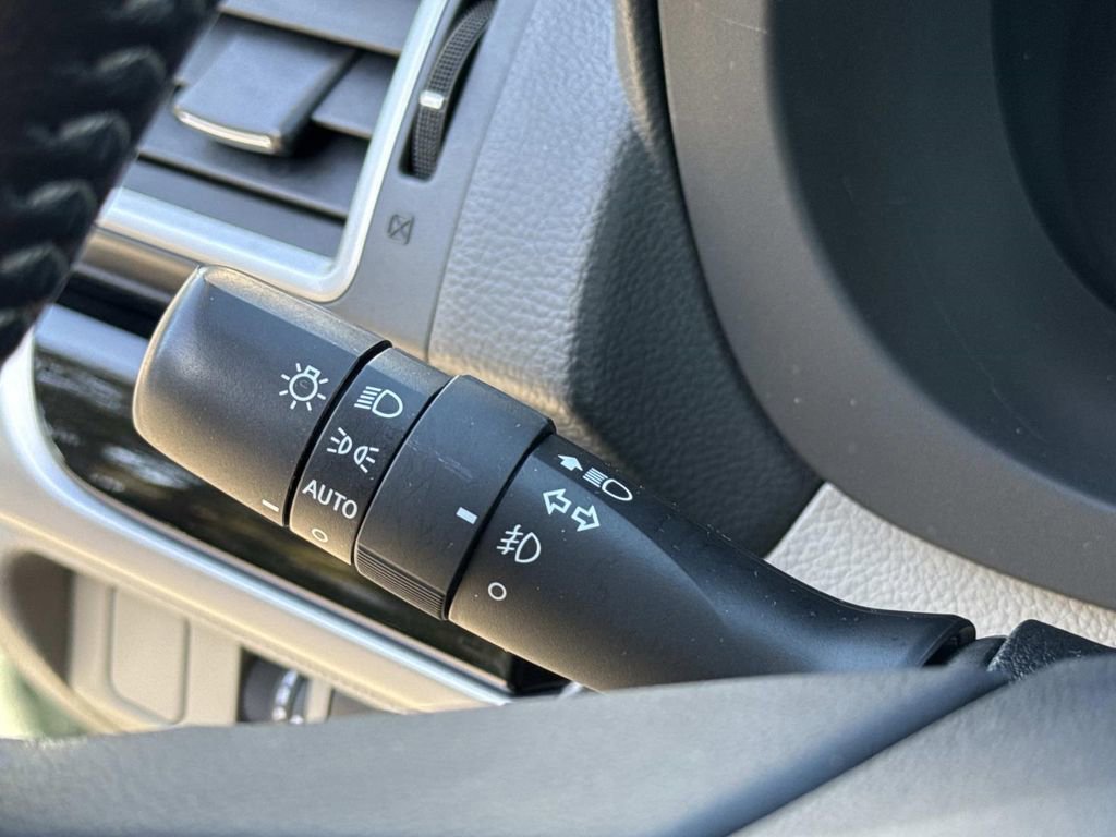 Used 2018 Subaru Forester 2.5i Limited image 39