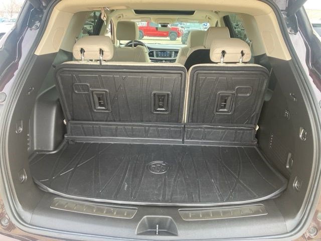Used 2023 Buick Enclave Avenir w/ Avenir Technology Package image 26
