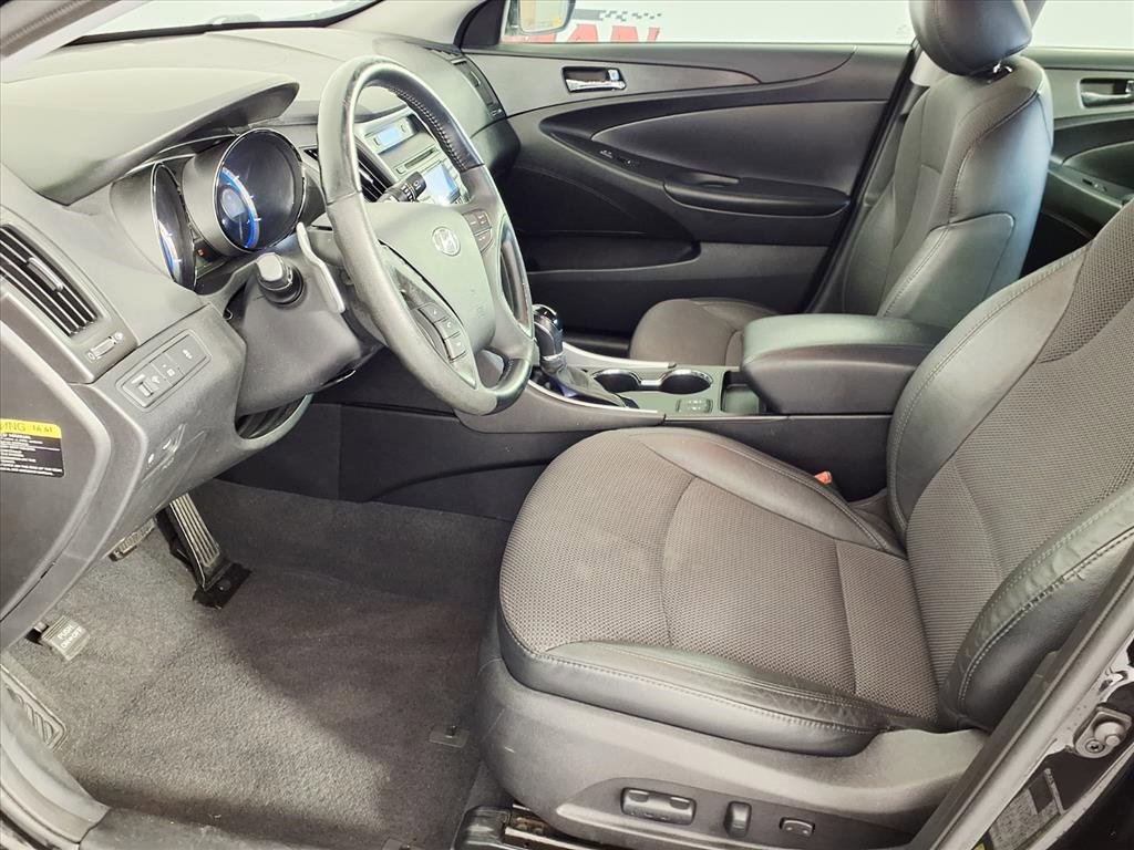 Used 2013 Hyundai Sonata SE image 11