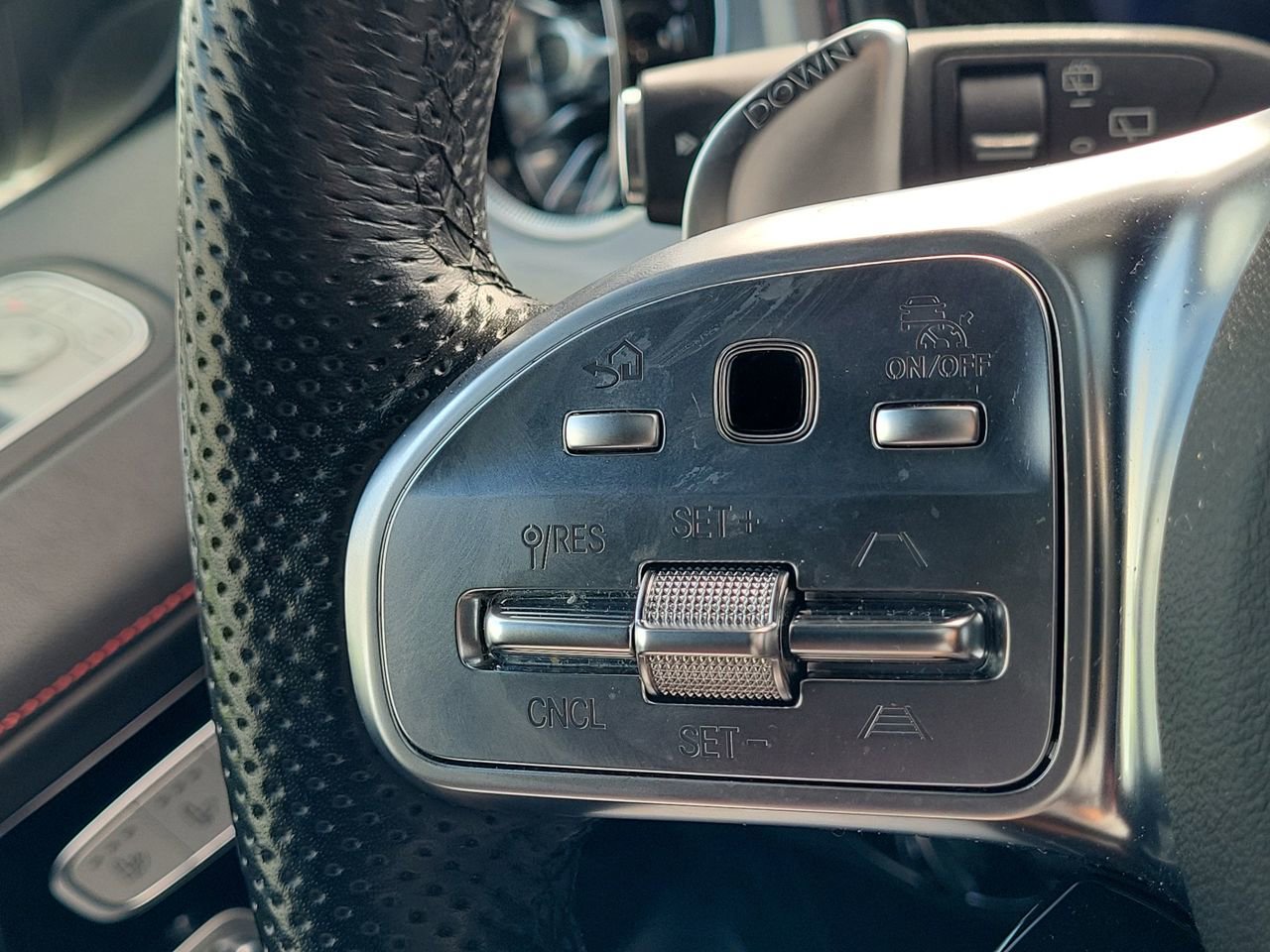 Certified 2022 Mercedes-Benz G 63 AMG 4MATIC image 25
