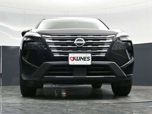 Used 2025 Nissan Rogue SV AWD/4WD image 54