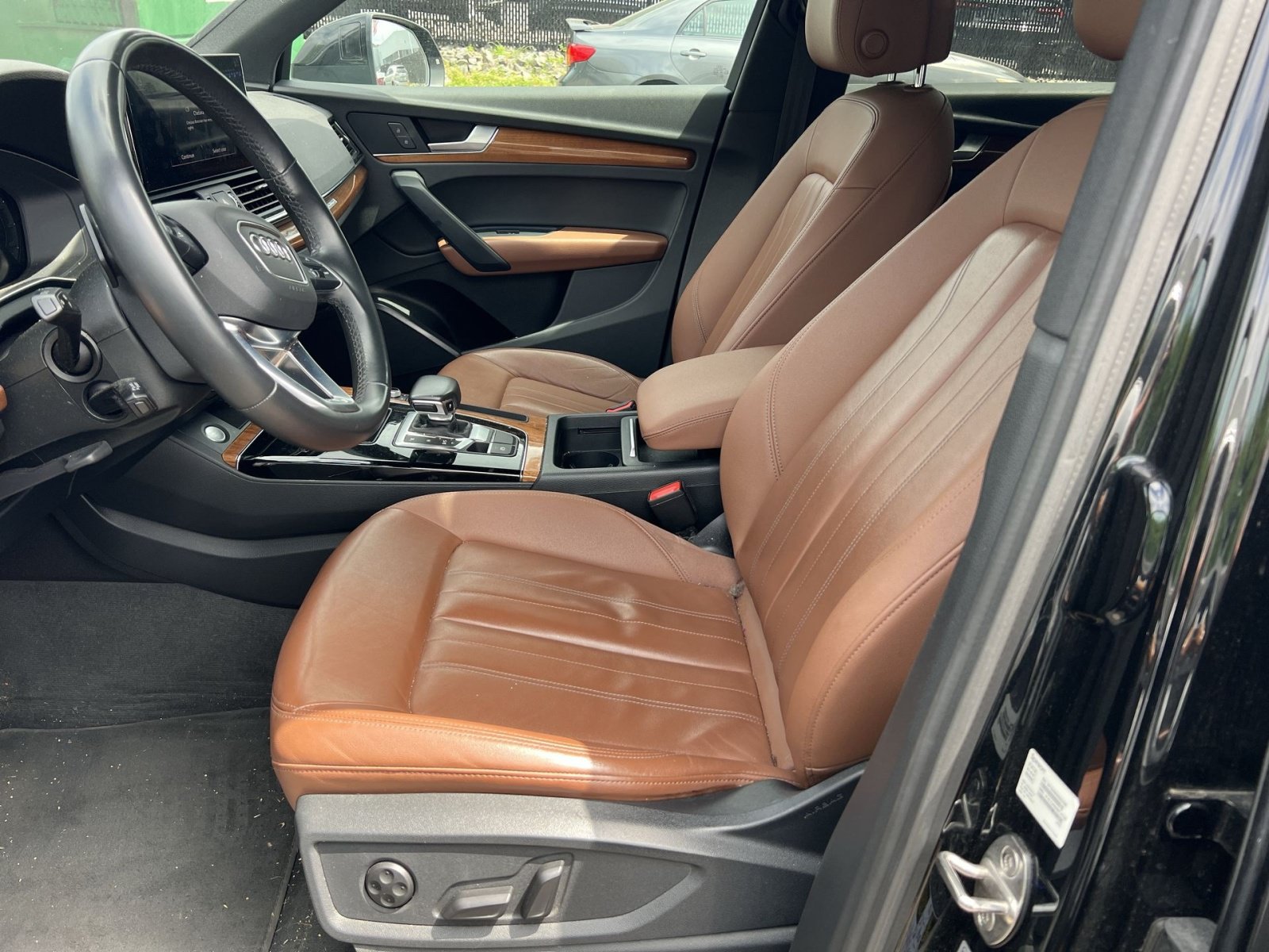 Used 2021 Audi Q5 e Premium w/ Convenience Package AWD/4WD image 12