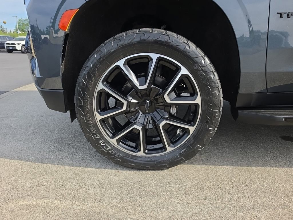 Used 2021 Chevrolet Tahoe RST AWD/4WD image 9
