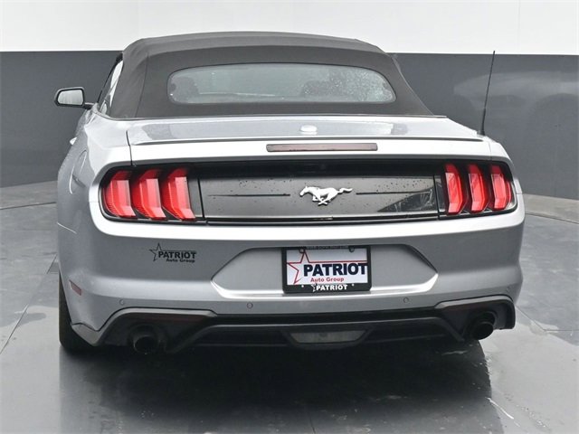 Used 2023 Ford Mustang Premium image 4