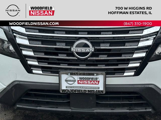 Certified 2025 Nissan Rogue SV image 9