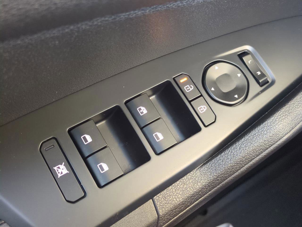 New 2026 Kia Sportage LX image 23