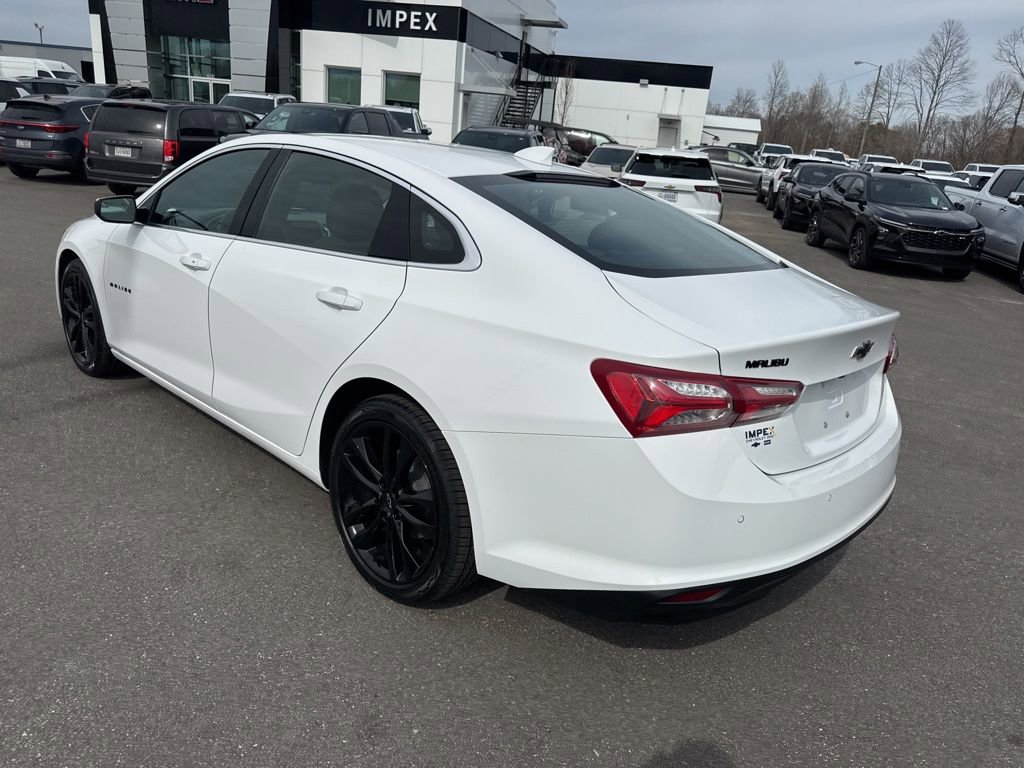 Used 2024 Chevrolet Malibu LT w/ Sport Edition FWD image 3