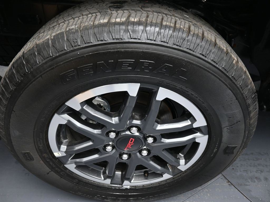 New 2024 Toyota Tacoma TRD Sport image 12