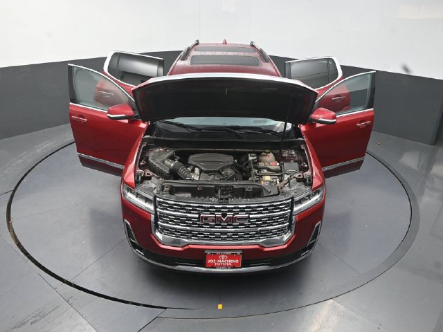 Used 2021 GMC Acadia Denali w/ Denali Ultimate Package AWD/4WD image 40