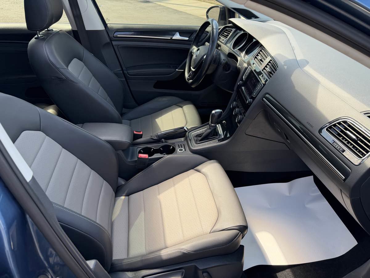 Used 2015 Volkswagen Golf SEL image 18