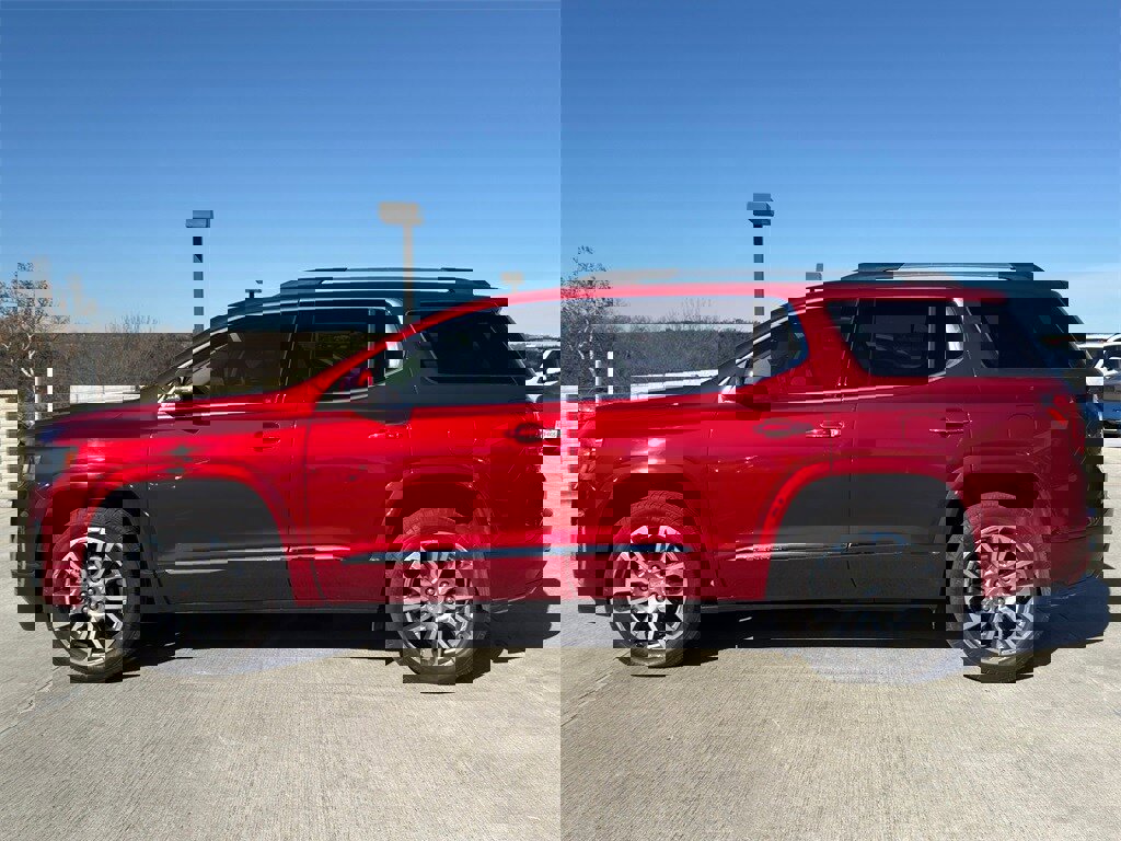 Used 2023 GMC Acadia Denali w/ Denali Ultimate Package image 6