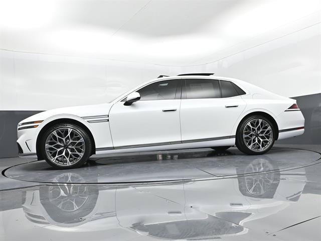 Used 2025 Genesis G90 3.5T AWD/4WD image 37