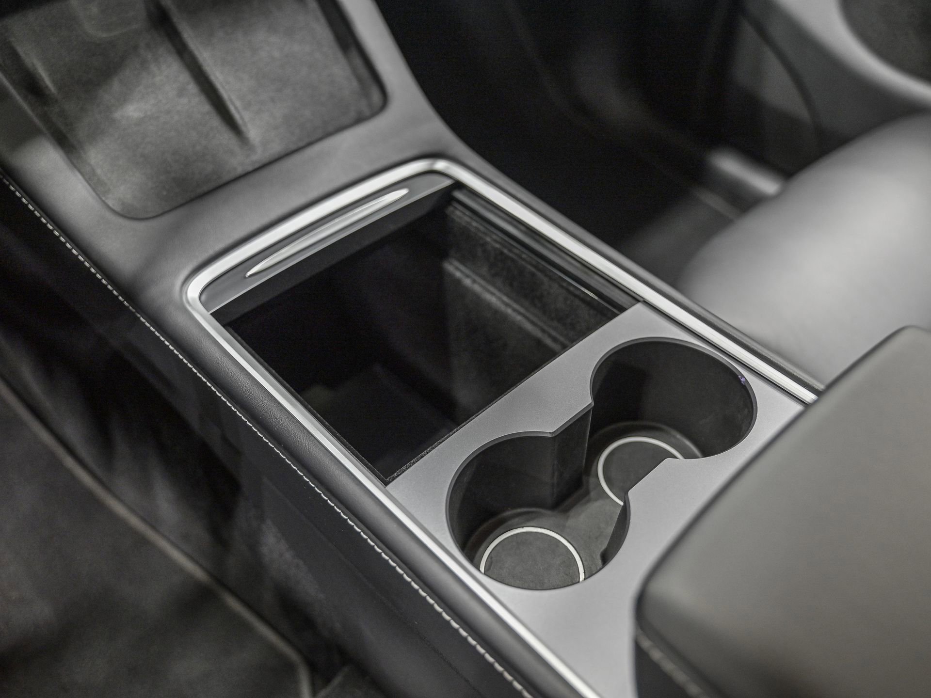 Used 2023 Tesla Model Y Long Range image 22