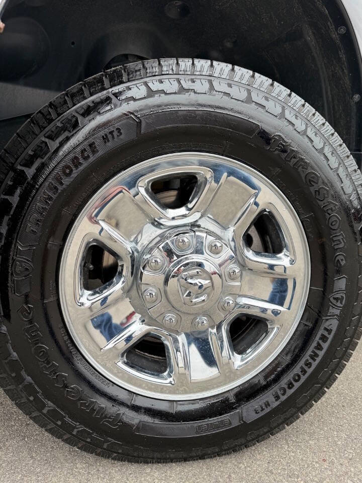 Used 2020 RAM 2500 Tradesman w/ Chrome Appearance Group AWD/4WD image 10