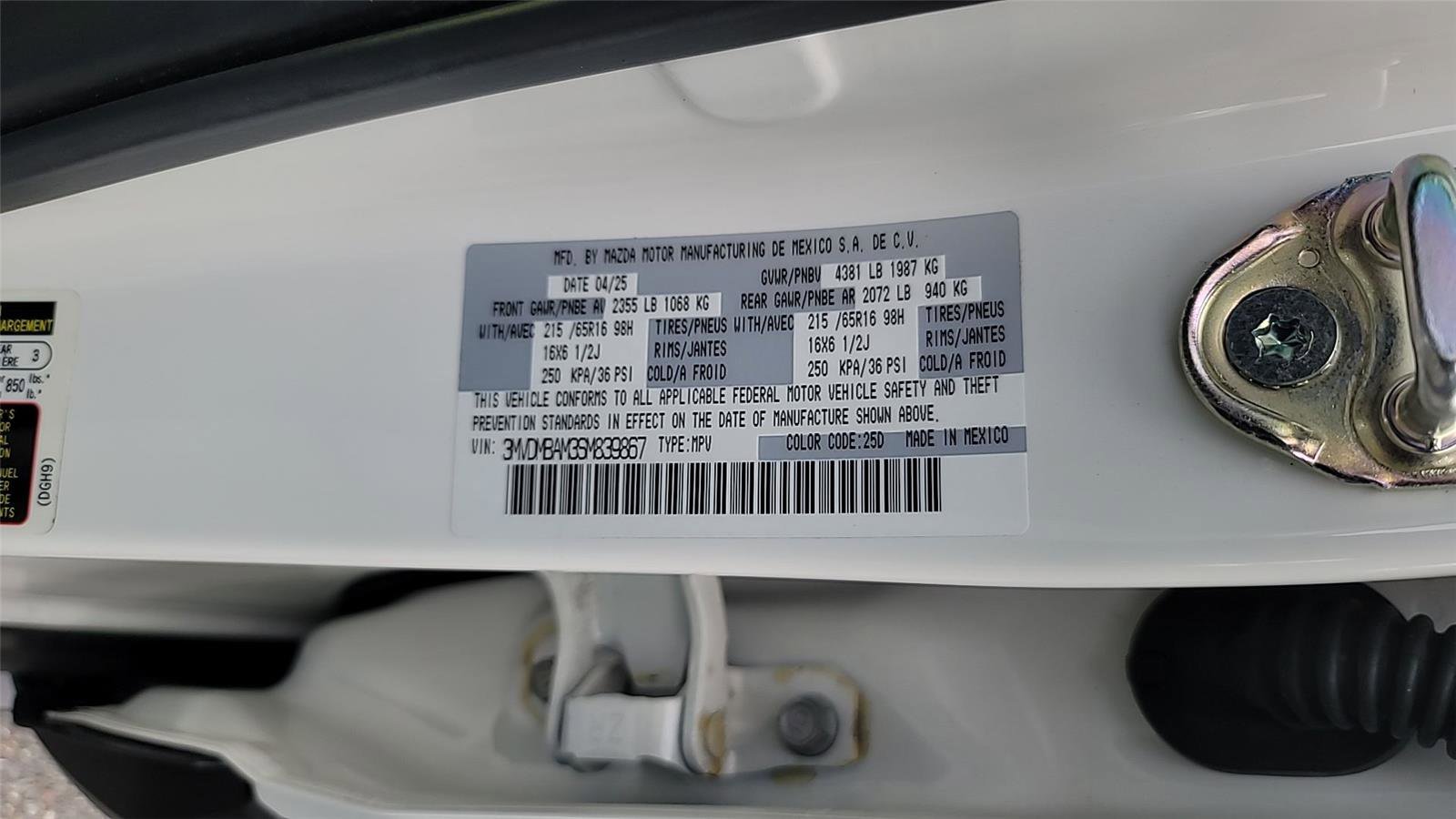 New 2025 MAZDA CX-30 AWD 2.5 S image 33