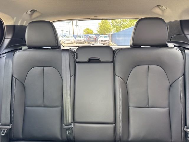 New 2025 Volvo XC40 B5 Plus w/ Protection Package Premier image 20