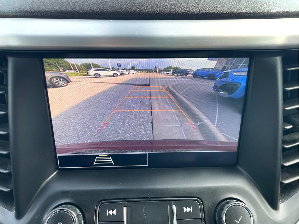 Used 2021 GMC Acadia SLE w/ Driver Convenience Package AWD/4WD image 15