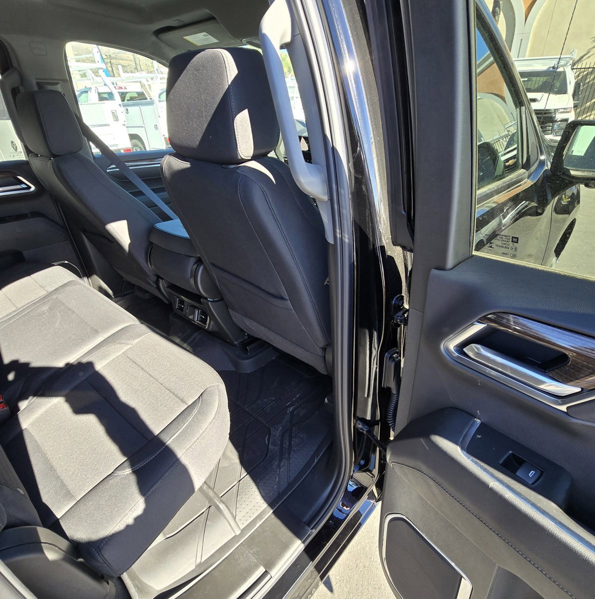 Used 2025 Chevrolet Silverado 1500 LT w/ Safety Package RWD image 19
