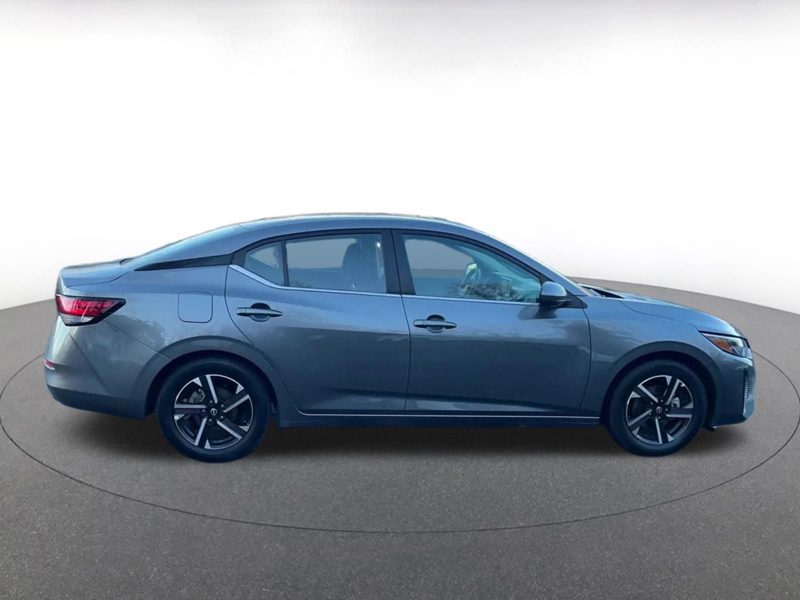 Used 2025 Nissan Sentra SV image 15