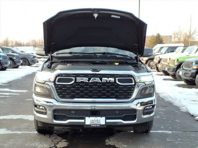 New 2026 RAM 1500 4x4 Crew Cab image 20