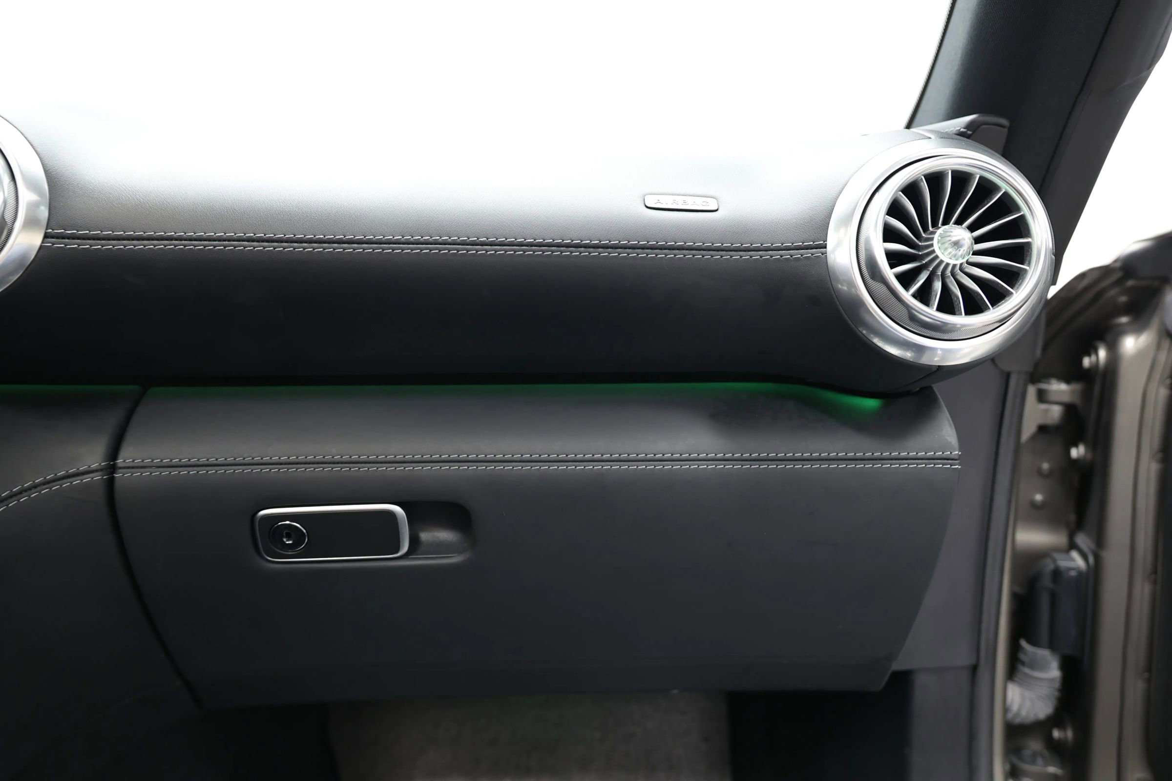 Used 2022 Mercedes-Benz SL 63 AMG 4MATIC image 82