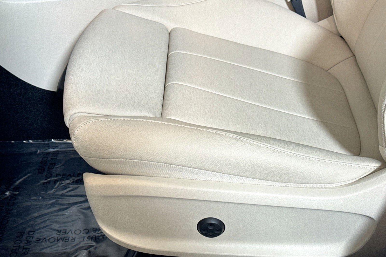 New 2025 Mercedes-Benz GLA 250 image 17