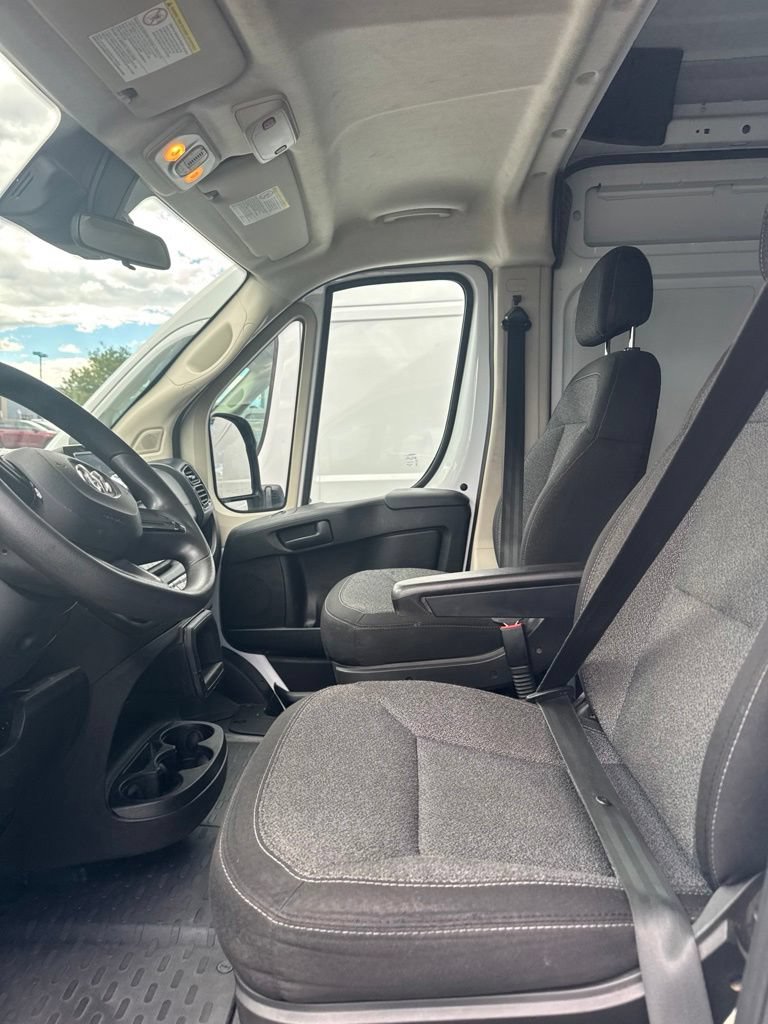 Used 2022 RAM ProMaster 2500 FWD image 6