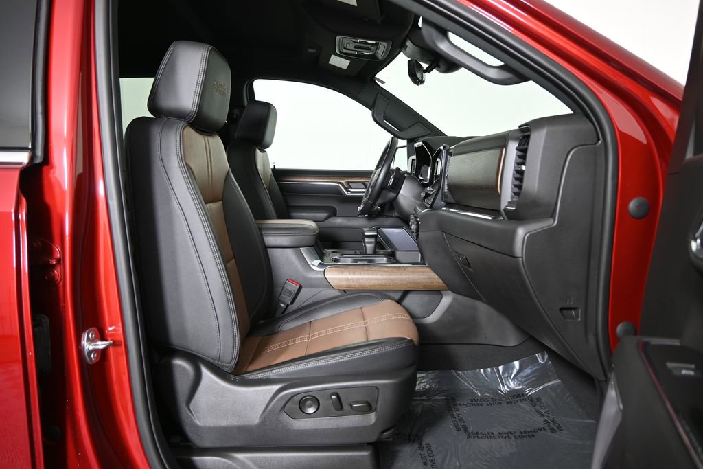 Used 2023 Chevrolet Silverado 1500 High Country w/ Technology Package image 14