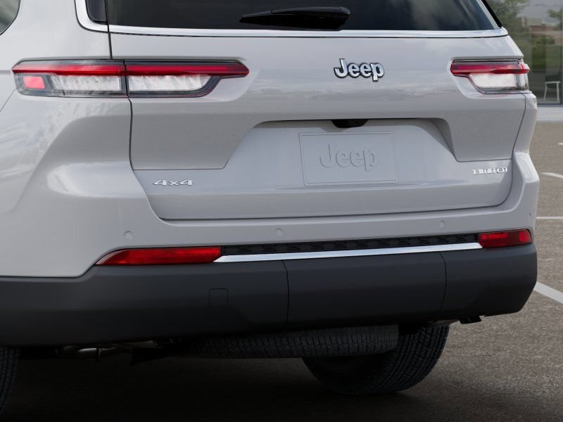 New 2025 Jeep Grand Cherokee L Limited w/ Luxury Tech Group II AWD/4WD image 14