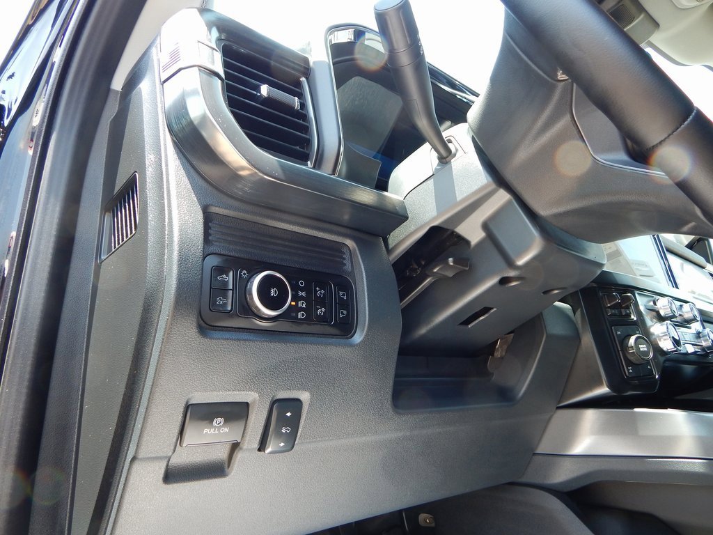 New 2025 Ford F250 Lariat w/ Lariat Ultimate Package image 17