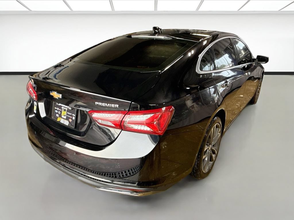 Used 2019 Chevrolet Malibu Premier w/ Sun and Wheel Package FWD image 5