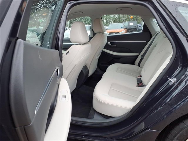 Used 2025 Hyundai Sonata SEL image 16
