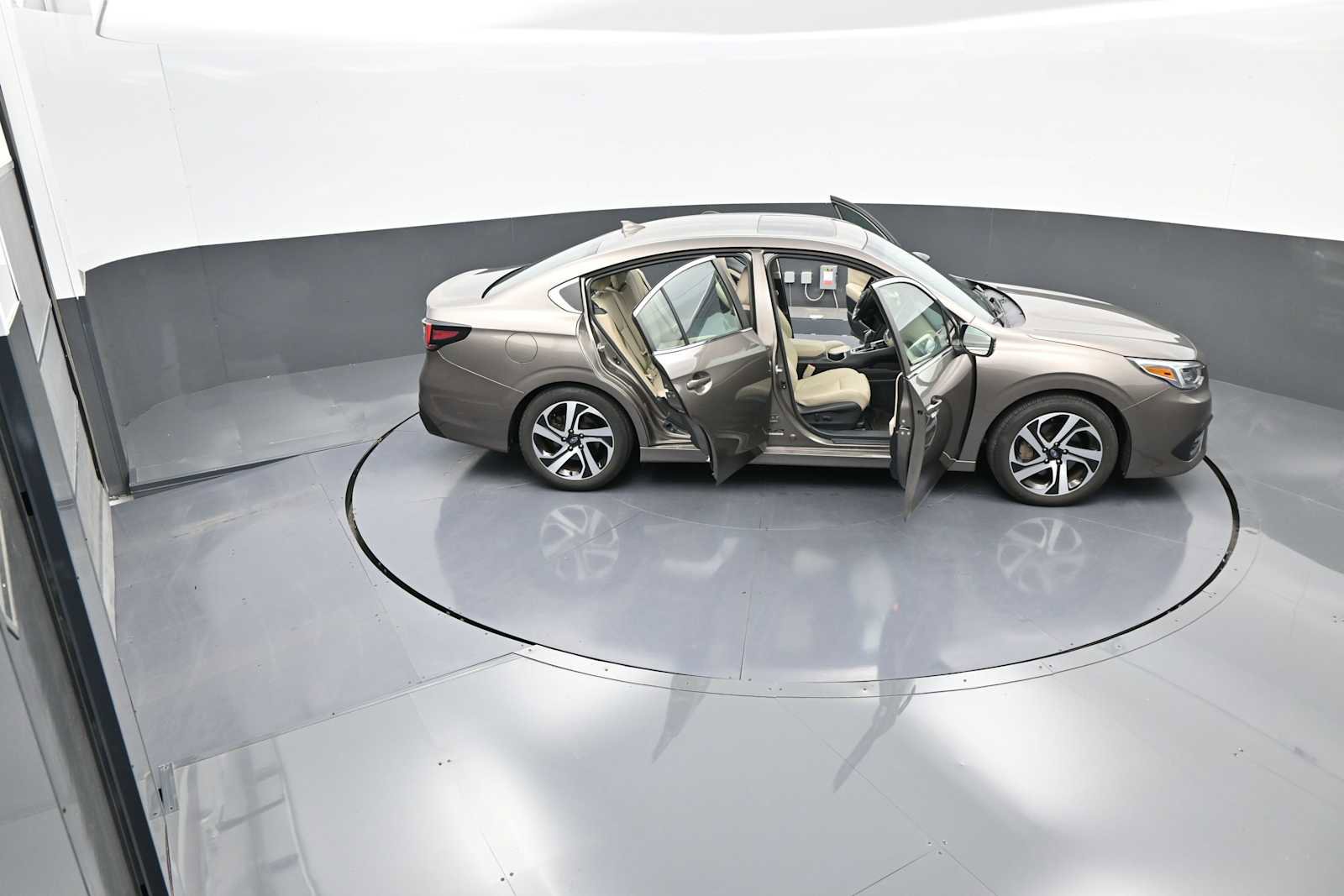 Used 2022 Subaru Legacy Limited image 98