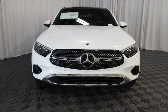 New 2026 Mercedes-Benz GLC 300 4MATIC image 2