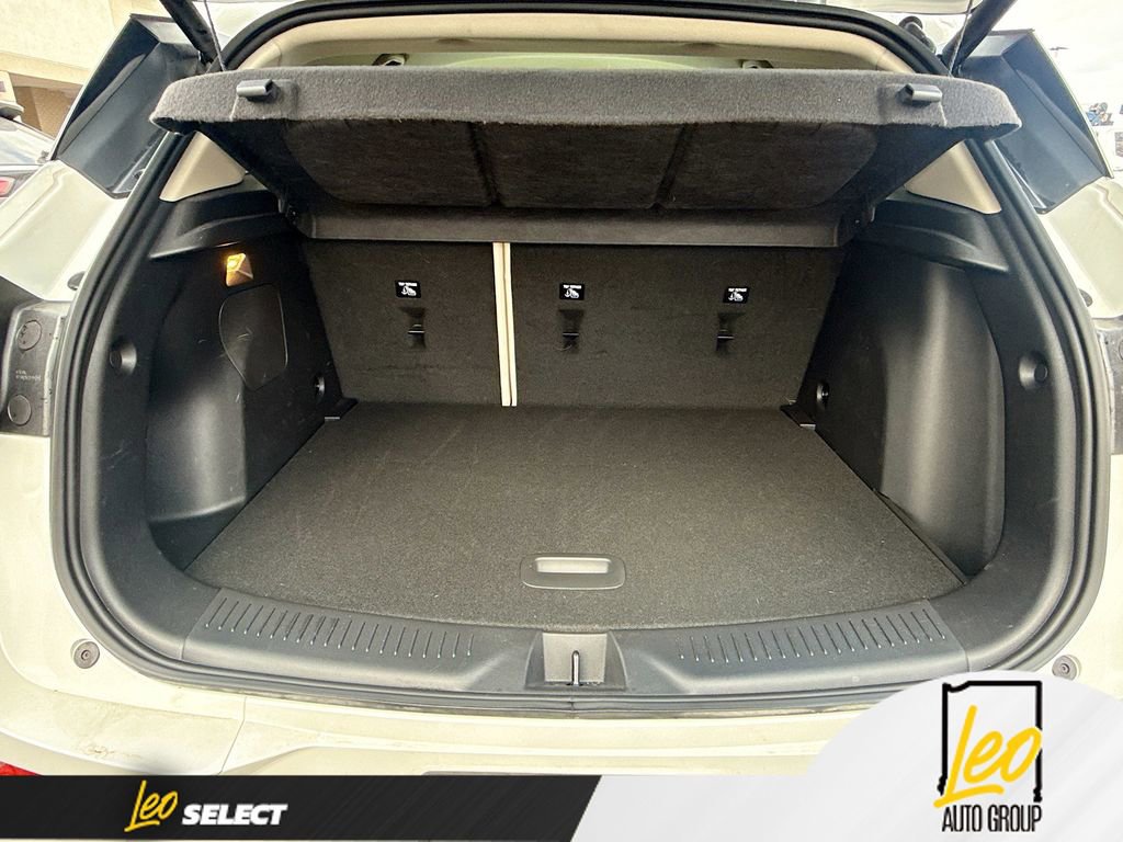 Used 2024 Buick Encore GX Avenir w/ Avenir Convenience Package image 25