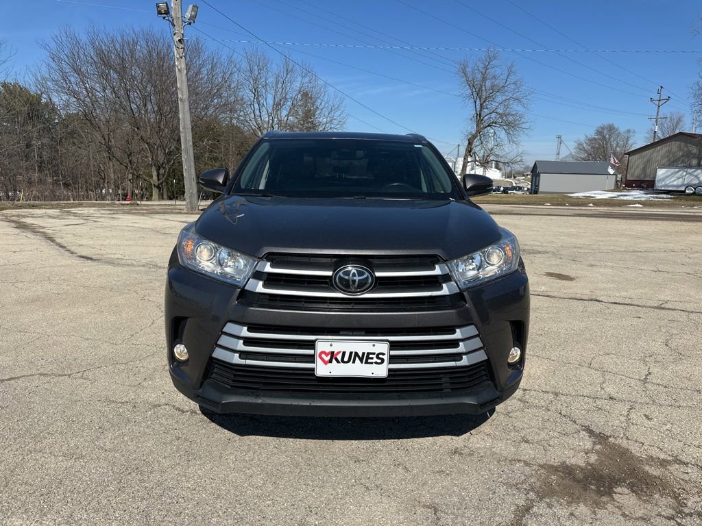Used 2017 Toyota Highlander XLE image 20