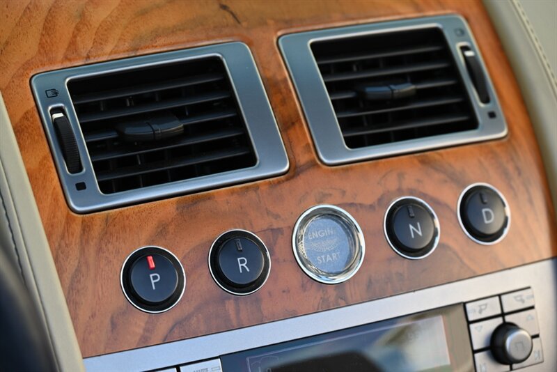Used 2007 Aston Martin DB9 Volante RWD image 43